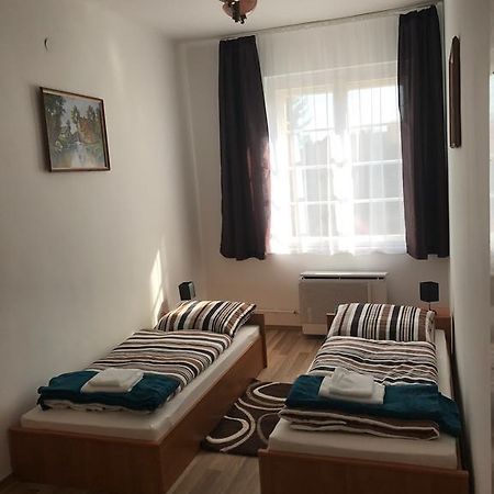 Eva Apartman Apartment Miskolc Exterior photo