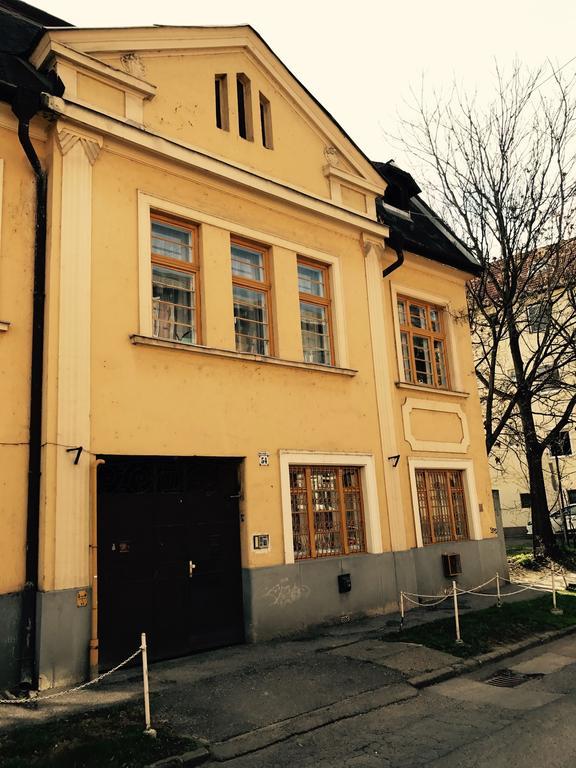 Eva Apartman Apartment Miskolc Exterior photo